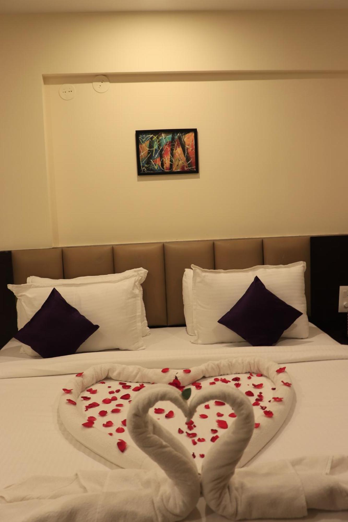 Balaji Gold Inn Hotel Hubli Extérieur photo